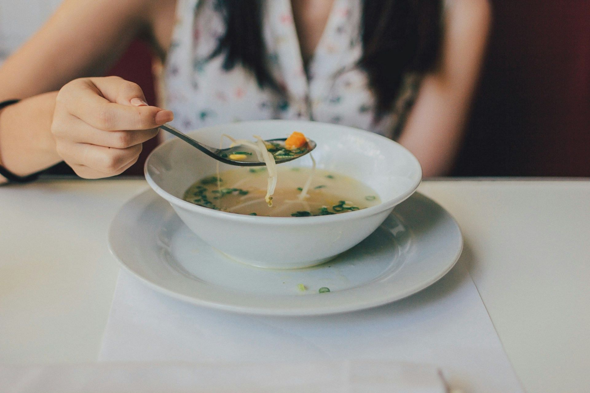 Broth (Image via Unsplash/Henrique Felix)